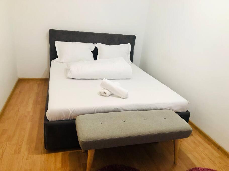 Nice Apt Near Spitalul Judetean, All You Need Lr14 Timisoara Exterior photo