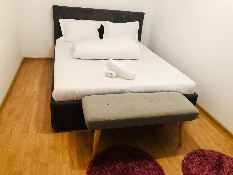 Nice Apt Near Spitalul Judetean, All You Need Lr14 Timisoara Exterior photo